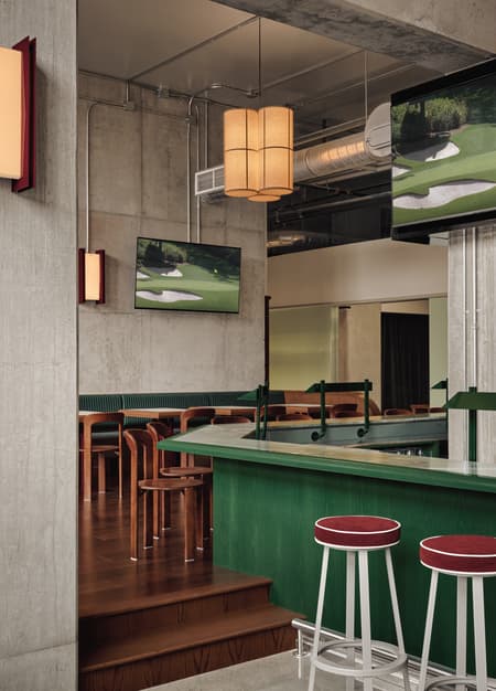 MUNI Indoor Golf Club